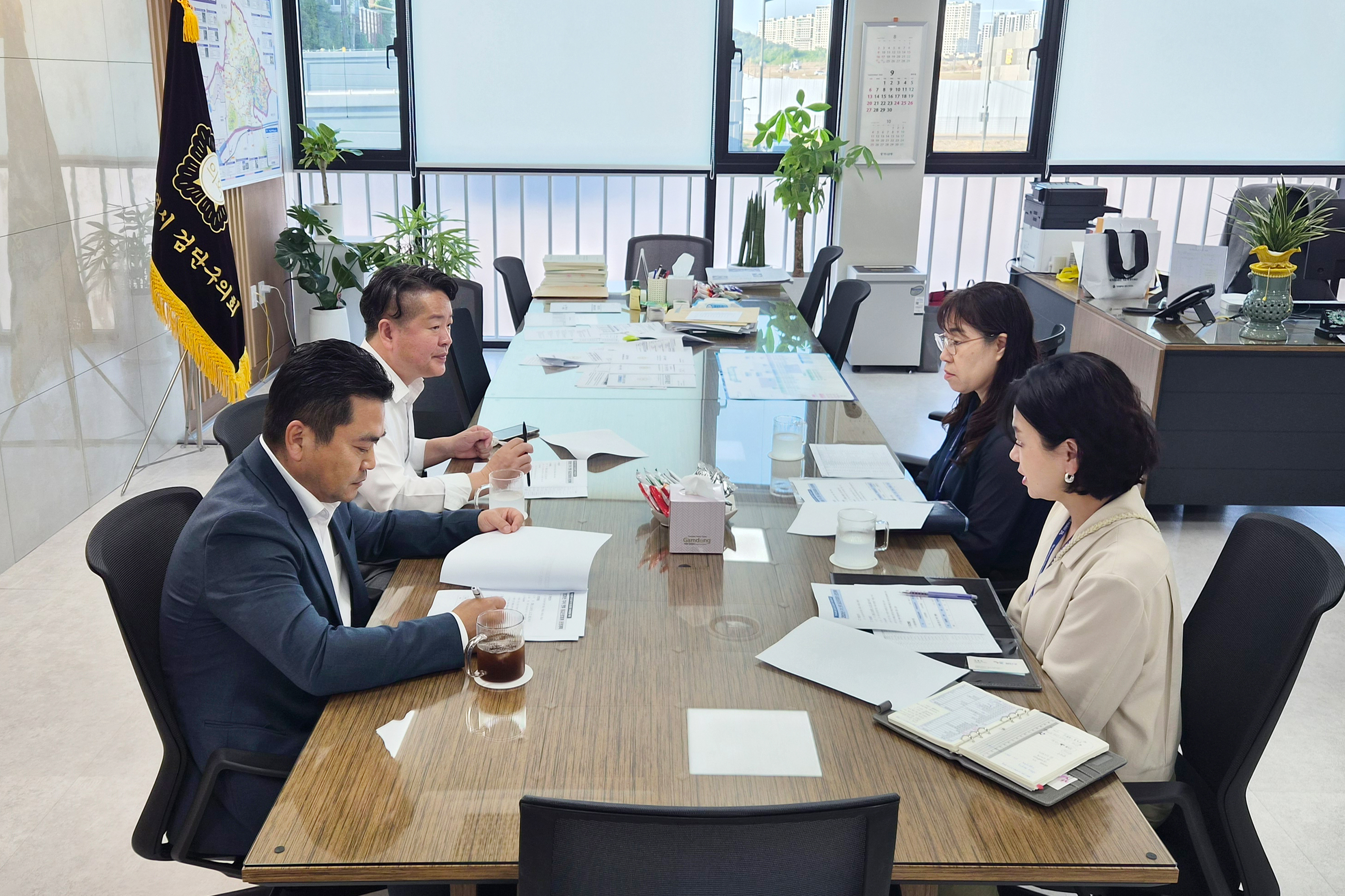 명절_연휴_응급의료기관_운영_관련_간담회_(2).jpg 이미지