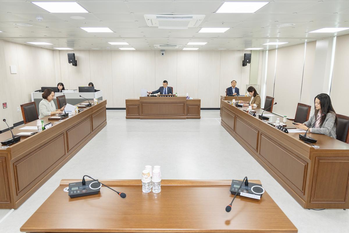 제3회 임시회 폐회중 제3차 행정사무감사특별위원회(2026.10.12.) 이미지
