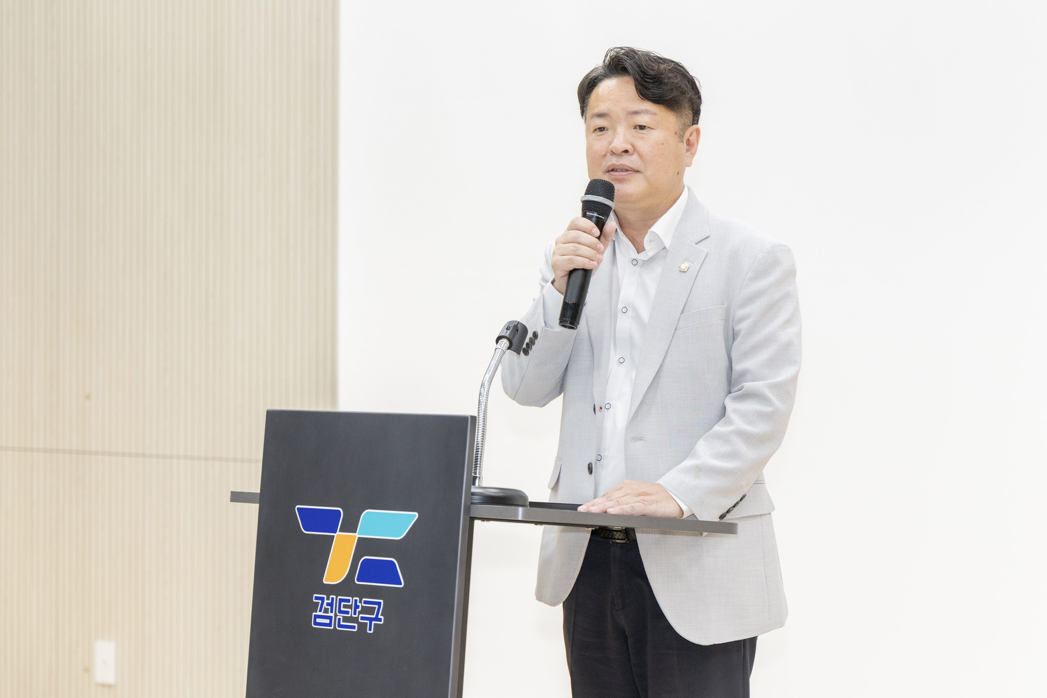 2I0A4961.jpg 이미지